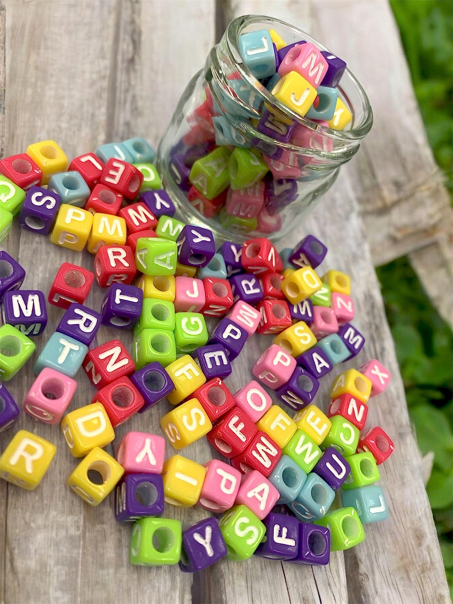 KARE NEON DELİKLİ HARF